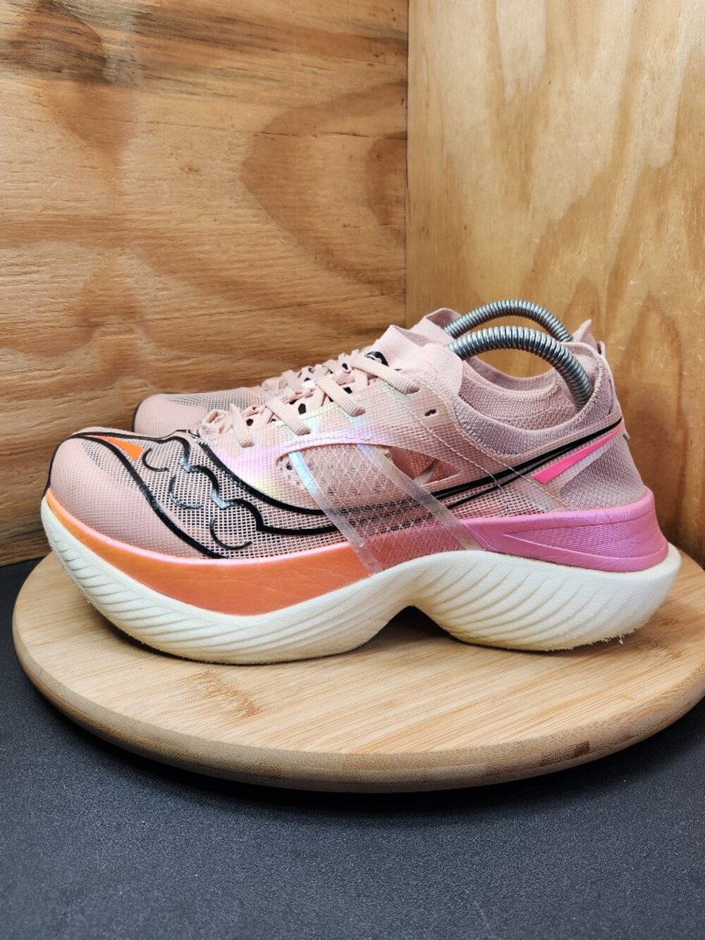 Saucony Endorphin Elite Womens Running Shoes Sneakers Size 10 - Picture 6 of 13